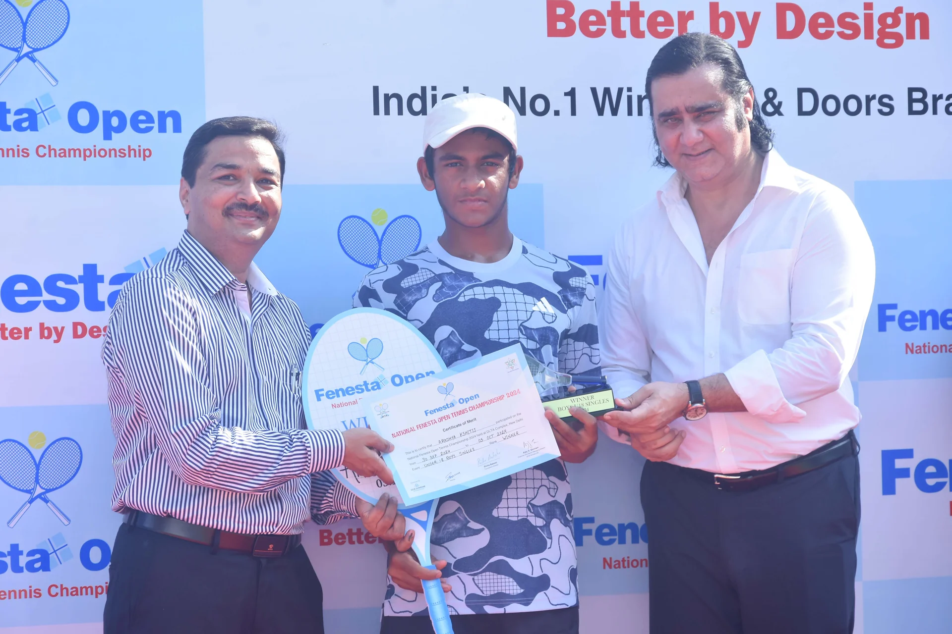 Aradhya with his Fenesta national U18 singles trophy